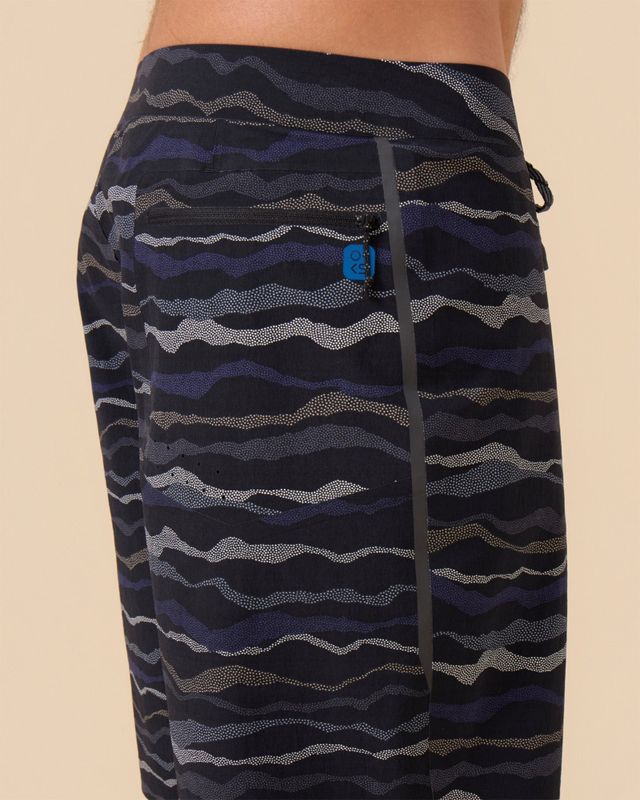 OK APEX Evolution Trunk by Kelly Slater Black